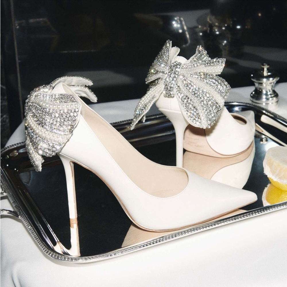 New Jimmy Choo White Love 100 Nappa Leather Pumps With Pearl And Crystal - Picture 3 of 15
